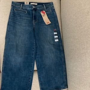 Levi’s Classic Wide Leg Crop Blue Jeans